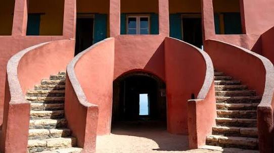 Gorée — l'île-mémoire qui continue d'enseigner l'histoire de la traite au monde