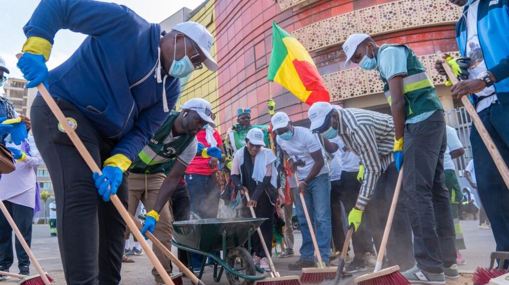 Set Setal — quand la jeunesse de Dakar a inventé son propre civisme